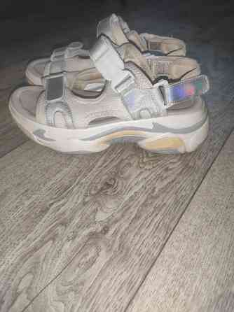 Босоножки Донецк