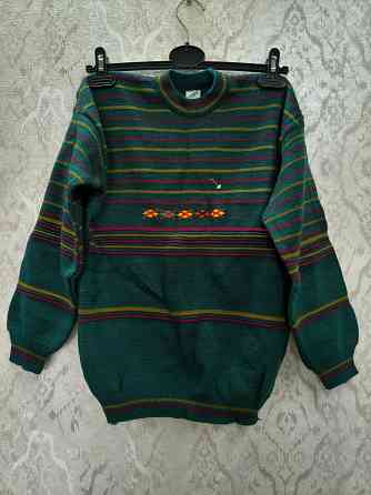 Детский свитер, кофты. р.30. Новые Донецк