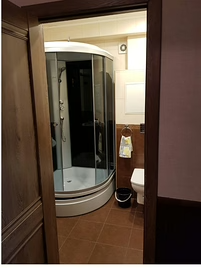 Сдается однокомнатная квартира на 3 этаже, находится в Ворошиловском районе, рядом с Донбасс ареной Донецк