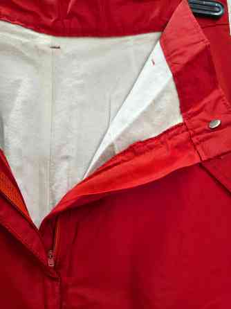 Брюки красные стильные, утепленные. Новые Донецк