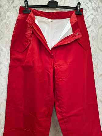 Брюки красные стильные, утепленные. Новые Донецк