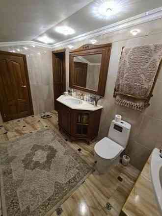 Продаю 9-и комнатный дом в Калининском районе, ул. Лабутенко Донецк