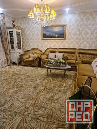 Продаю 9-и комнатный дом в Калининском районе, ул. Лабутенко Донецк - изображение 1