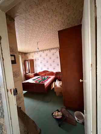 Продам 3 комнатную квартиру на Бирюзова Донецк