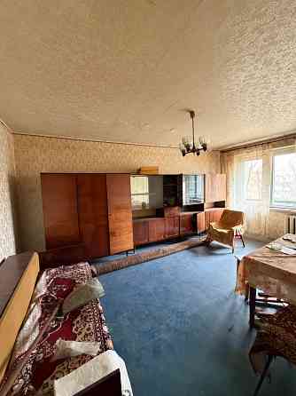 Продам 3 комнатную квартиру на Бирюзова Донецк