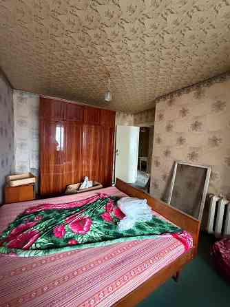 Продам 3 комнатную квартиру на Бирюзова Донецк