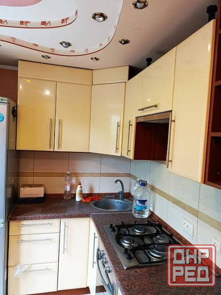 Продаю 1-комнатную квартиру в Петровском районе Донецк - изображение 1