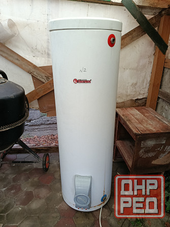 Продам электрический водонагреватель Термекс 300 литров Макеевка - изображение 1