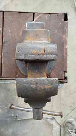 Тиски слесарные Донецк