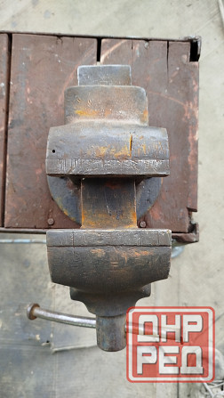 Тиски слесарные Донецк - изображение 1