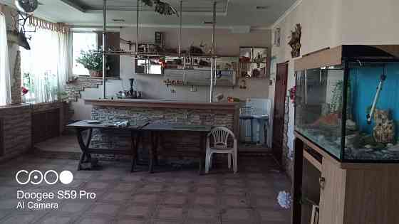 Продам кафе с кафе летнего типа Донецк