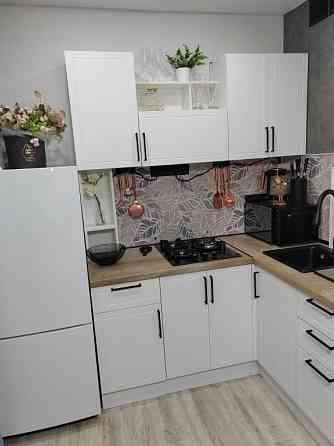 Сдам двухкомнатную квартиру в Левобережном районе, третий этаж. 48 кв. м Мариуполь