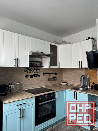 Ворошиловском районе, Набережная, Школьный Бульвар, Самый центр Донецк - изображение 1