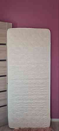 Матрас 80×190 (не ортопедический) + чехол непромокаемый отдам даром Донецк