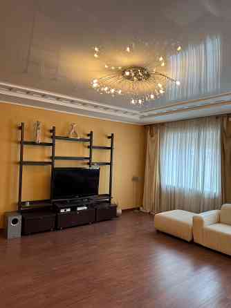 Продам шикарную квартиру на Орешкова обладминистрация Донецк