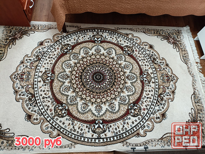 Продам ковер в отличном состоянии 1.5 на 2.0 -3000 руб Макеевка - изображение 1
