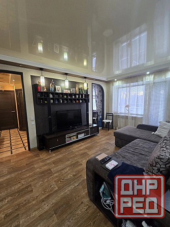 Отличная 2к изумруд Университская Донецк - изображение 3