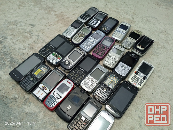 Продам лот кнопочных телефонов Макеевка - изображение 2