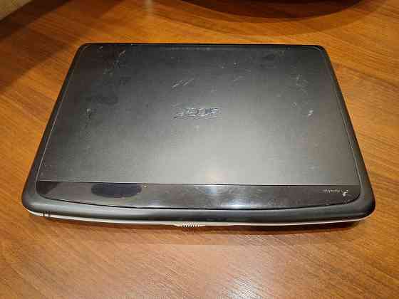 Продам ноуьбук Acer (не рабочий) Донецк