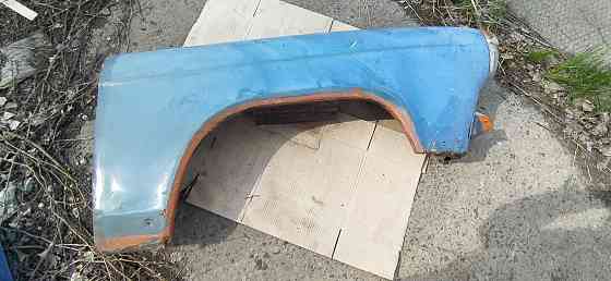 Продам комплект крыльев газ 21 Донецк