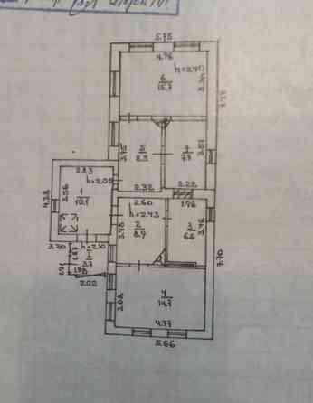 Продаётся с гаражом и землёй большой дом с флигелем в Куйбышевском районе Донецк