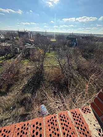 Продаётся с гаражом 2-х этажный 3-х комнатный дом в с. Андреевка Донецк