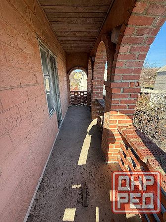 Продаётся с гаражом 2-х этажный 3-х комнатный дом в с. Андреевка Донецк - изображение 3