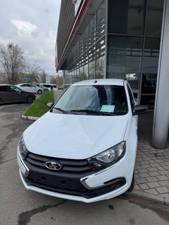 LADA Granta Вис | Официальный дилер | Осаго в подарок Донецк