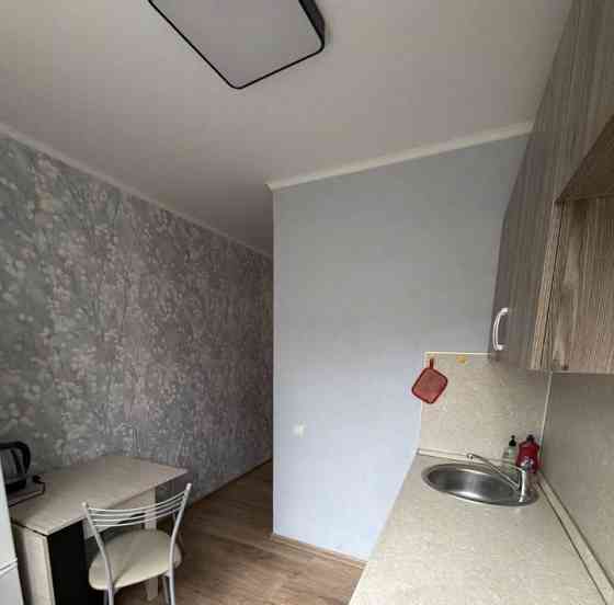 Сдам кв на Шахтёрской площади Донецк