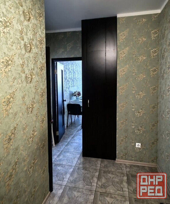 Сдаю однокомнатную квартиру 40.0 м² этаж 3/5 город Донецк, Ленинский район, Цирк Донецк - изображение 3