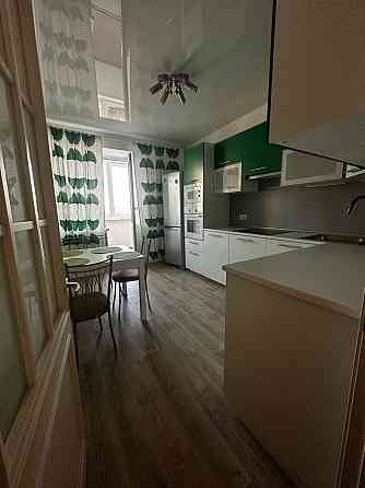 Сдается стильная крупногабаритная однокомнатная квартира в Ворошиловском районе на ул. Университетс Донецк