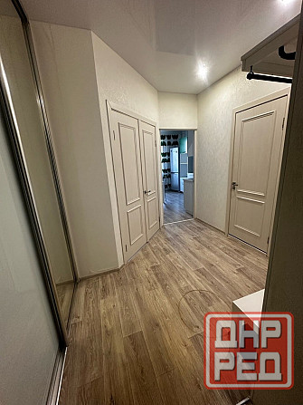 Сдается стильная крупногабаритная однокомнатная квартира в Ворошиловском районе на ул. Университетс Донецк - изображение 5