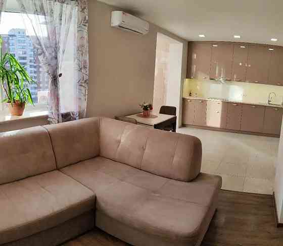 Сдам 2-комнатную квартиру в Ворошиловском районе, пр-кт Дзержинского (Скиф) Донецк