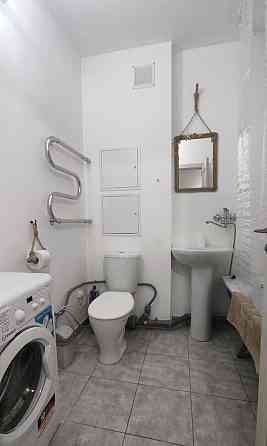 Сдаю однокомнатную квартиру город Донецк, Киевский район, Шахтерская площадь, выезд в Путиловку Донецк