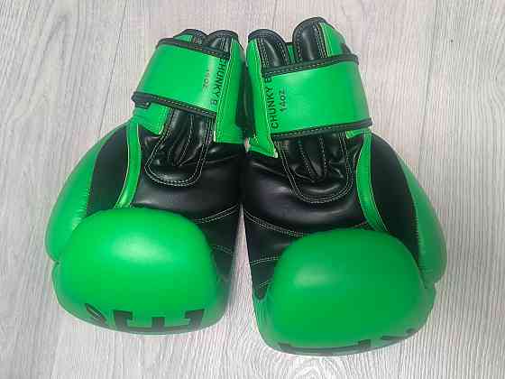 Перчатки боксерские Донецк