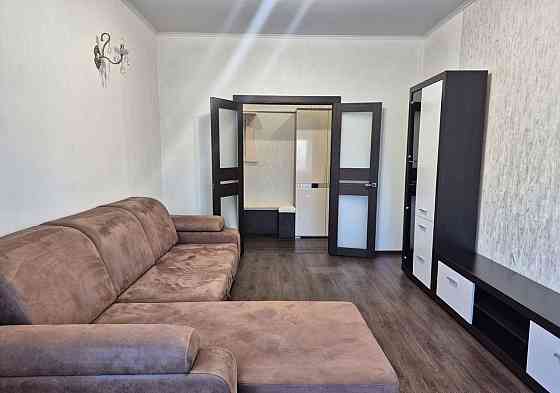 Ворошиловский район, площадь Конституции, Набережная, ориентир Диск, 10 минут до Крытого рынка, самы Донецк