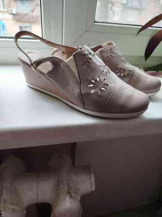 Босоножки женские кожаные Донецк