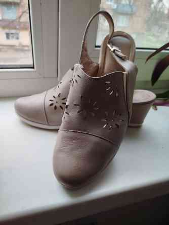 Босоножки женские кожаные Донецк