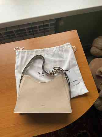 Продаю женскую сумочку Макеевка