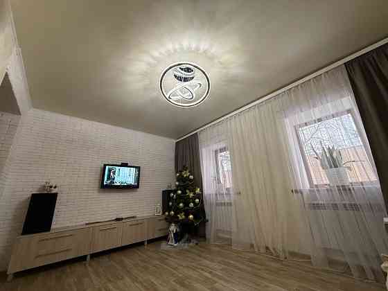 Продается отдельно стоящий, светлый и уютный дом + гараж с входом в дом 105,9 кв.м Собственник Донецк