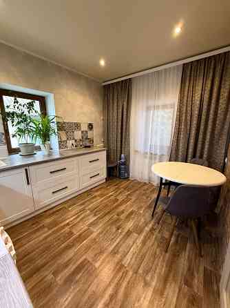 Продается отдельно стоящий, светлый и уютный дом + гараж с входом в дом 105,9 кв.м Собственник Донецк