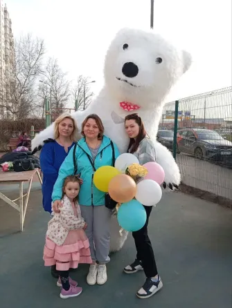 Белый медведь, аниматор Донецк