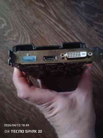 Видеокарта Rx 550 4 гига ддр5 без доп питания. Донецк