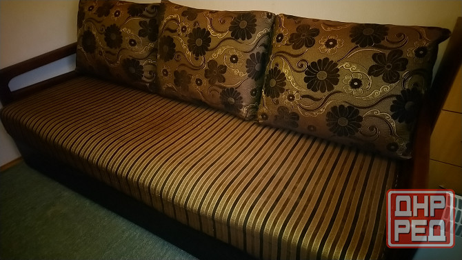 Продаю диван, прямой, еврокнижка. Донецк - изображение 2