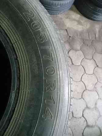 Продаю комплект резины 205 70 14 Донецк