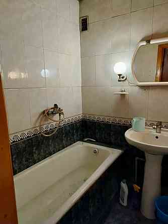 Срочно 1к кв Октябрьский (Капитальная) торг Макеевка