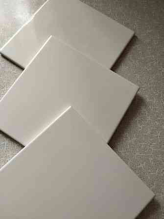 Плитка керамическая глянцевая 15х15 см. Донецк