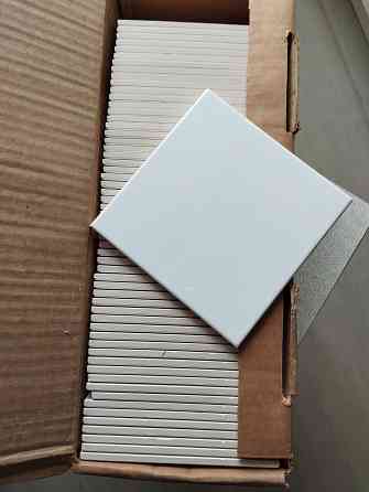 Плитка керамическая глянцевая 15х15 см. Донецк