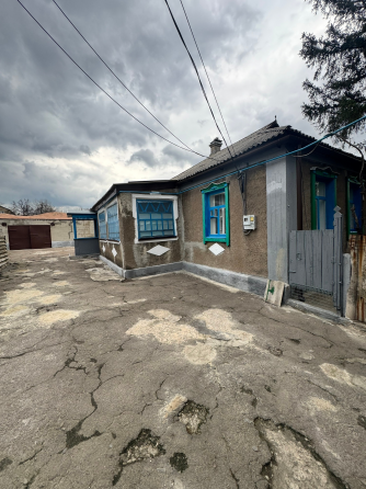 Продажа дома с приватизированной землей и газом в г. Ясиноватая, п. Грачевка Ясиноватая