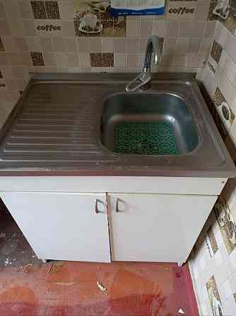 Мойка кухонная с тумбой Макеевка